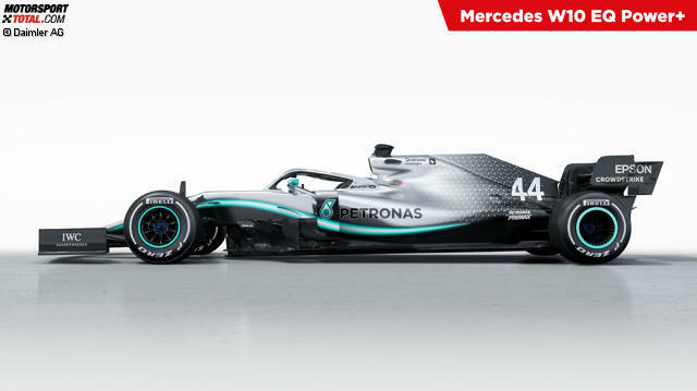 Der Mercedes hat im Heck eine auffällige Tarnlackierung. Klick dich durch die besten Bilder des neuen W10: