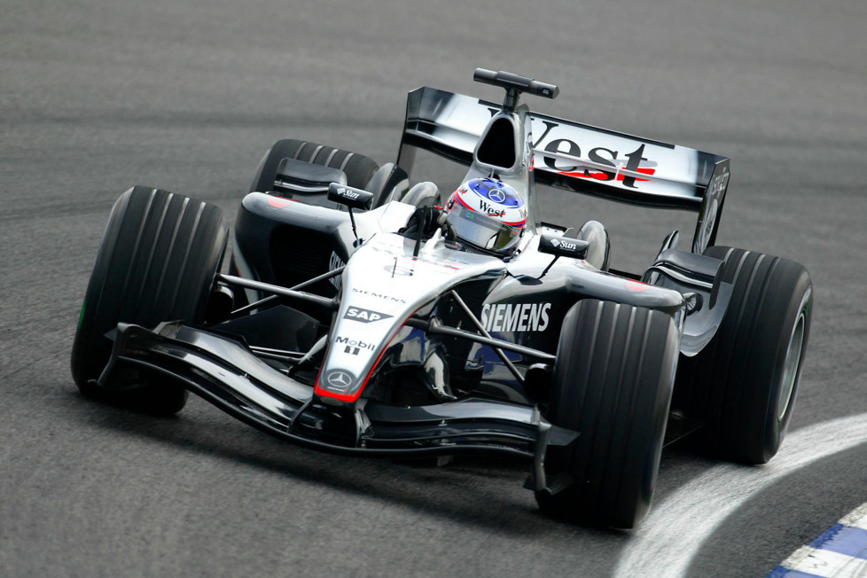 Kimi Räikkönen ist einer der beliebtesten Grand-Prix-Piloten. Hier zeigen wir alle seine Formel-1-Autos!