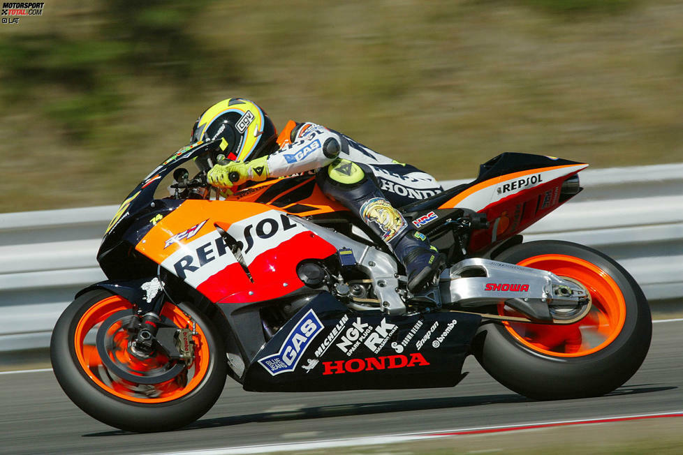 2003: Honda RC211V - Bilanz: 16 Rennen, 9 Siege, 9 Poles, MotoGP-Weltmeister