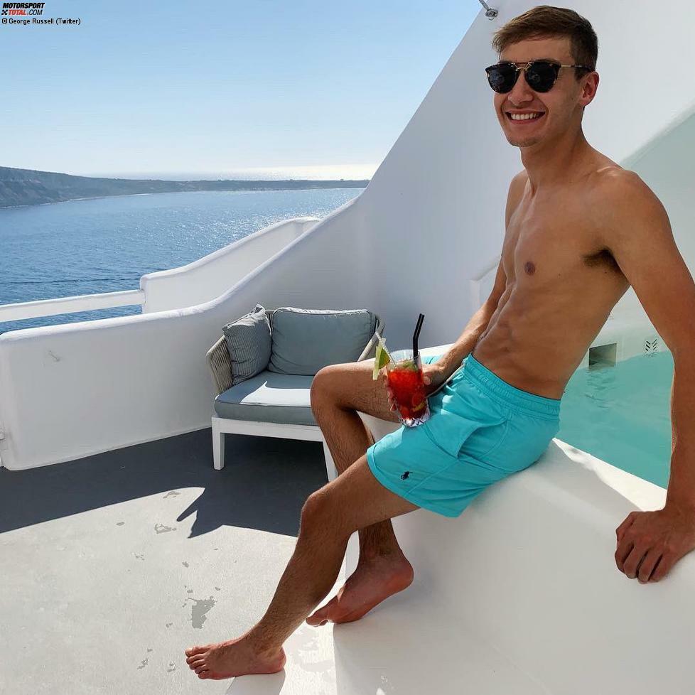 George Russell nutzte die Pause für einen Urlaub in Griechenland. Zu viel Gyros scheint er dabei nicht gegessen zu haben, wenn wir uns dieses Bild so ansehen ...