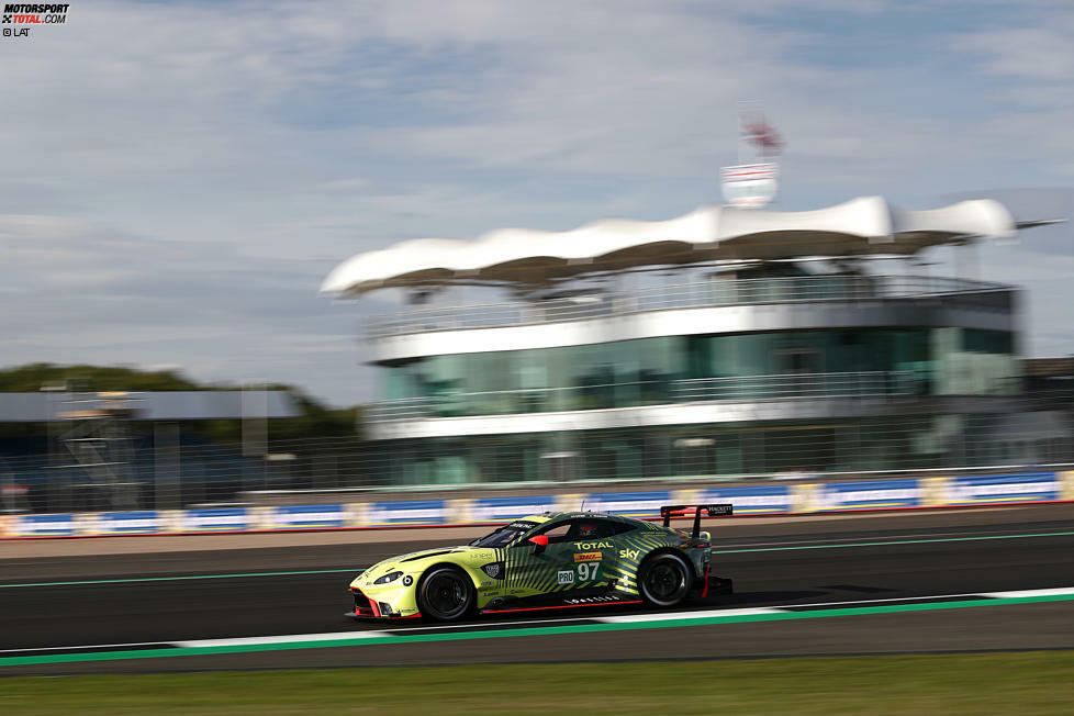 #97 - Aston Martin Racing - Alex Lynn/Maxime Martin - Aston Martin Vantage AMR