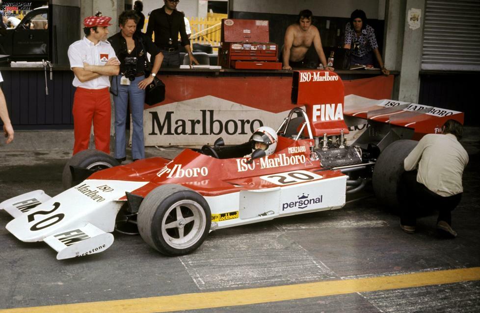 Der FW01 debütiert im Jahr 1974. Fahrer: Arturo Merzario. Frank Williams (links) sitzt noch nicht im Rollstuhl.