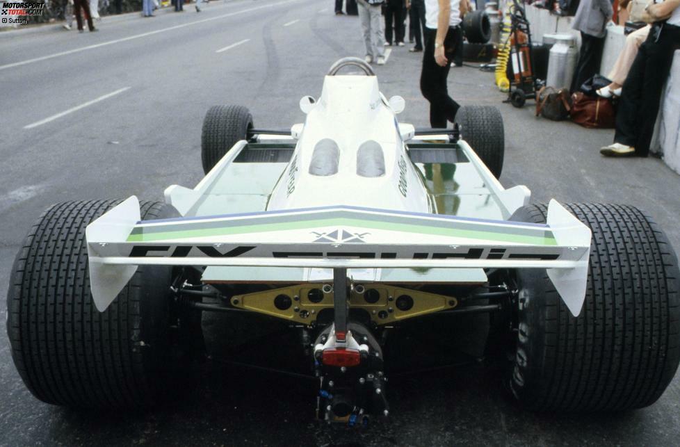 Erst Mitte 1979 debütiert der FW07, das erste Siegerauto in der Geschichte des Williams-Teams. Das Modell sollte bis Ende 1981 in der Formel 1 fahren.