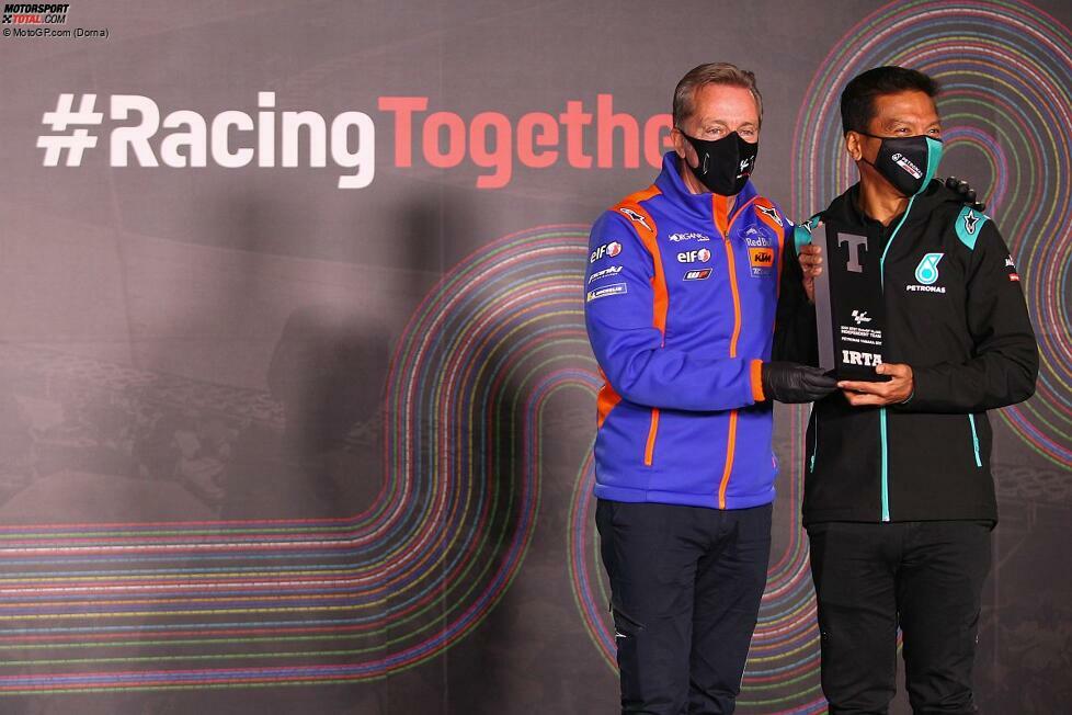 MotoGP: Razlan Razali erhält die Trophäe für das beste Satellitenteam (Petronas-Yamaha)