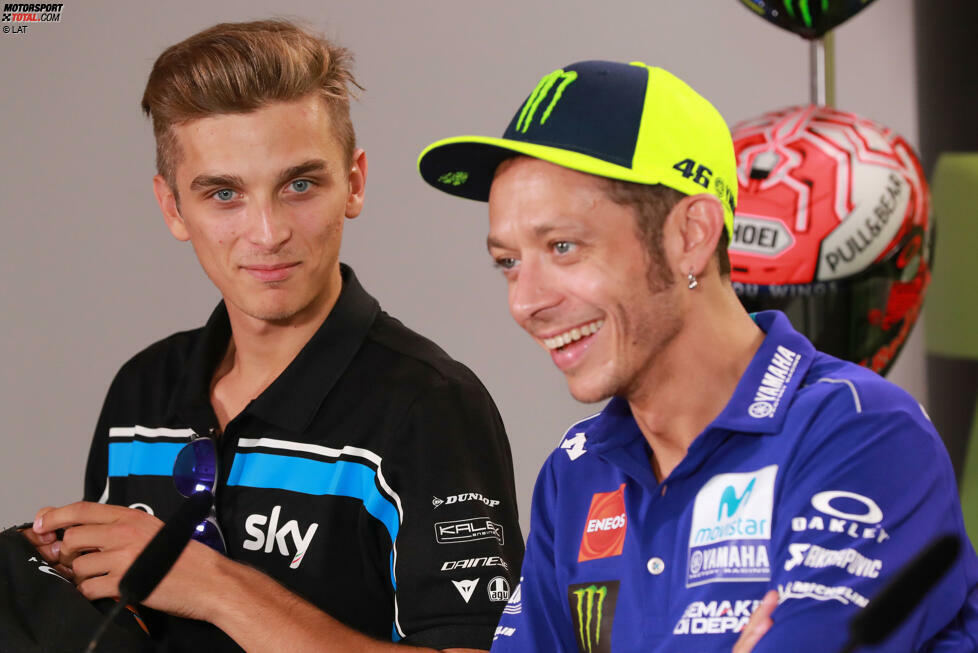 2013 startet Marini mit einer Wildcard in Misano in der Moto3-Klasse, scheidet aber aus. 2015 folgt sein zweiter Auftritt in der Weltmeisterschaft. Schauplatz ist wieder Misano, aber er fährt in der Moto2-Klasse. Es wird Platz 21.