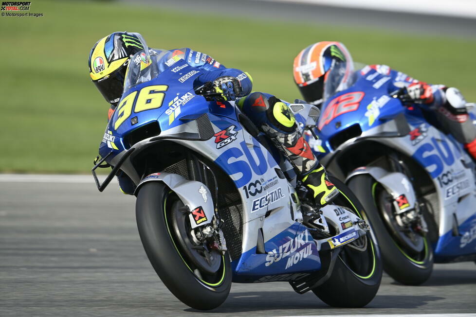 Dann kommt Valencia und Mir legt endgültig den Grundstein für den WM-Titel. Im Duell um den Sieg setzt er sich gegen seinen Teamkollegen Alex Rins durch. Mir gewinnt anschließend souverän sein erstes MotoGP-Rennen.