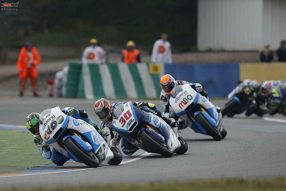 2012 kehrt Nakagami in die Weltmeisterschaft zurück und fährt in der Moto2-Klasse. Sechs Jahre wird er in der mittleren Klasse bleiben. Zunächst fährt er für Italtrans. 2013 etabliert er sich mit fünf Podestplätzen. Viermal hintereinander wird Nakagami Zweiter. Mit dem ersten Sieg klappt es nicht.