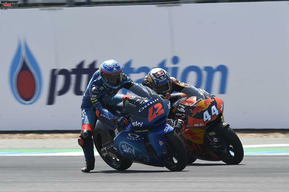 2018 gestaltet sich ähnlich. Oliveira kämpft mit Francesco Bagnaia um den WM-Titel. Beide punkten in allen Rennen. Bagnaia gewinnt aber mehr Rennen als Oliveira und wird schlussendlich mit 9 WM-Punkten Vorsprung Weltmeister.