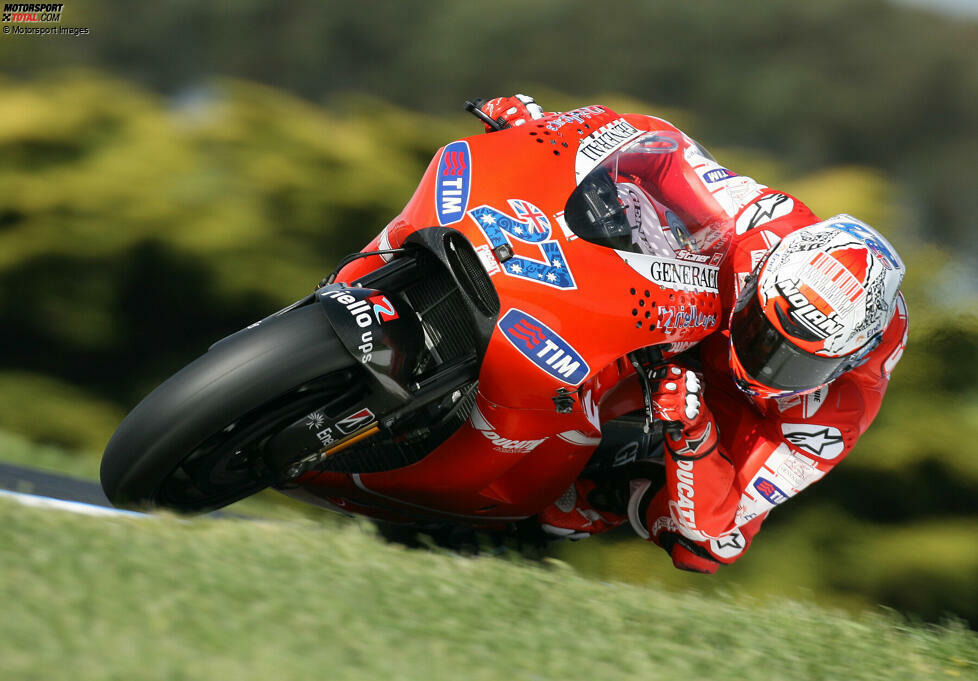 Platz 5 - Casey Stoner (39 Poles): Mit Ducati und Honda wird der Australier je einmal Weltmeister. 22 Mal startet er mit Ducati von der Pole und 17 Mal mit Honda. Nach sieben Jahren MotoGP beendet Stoner Ende 2012 seine aktive Karriere. Er holt 38 Siege.