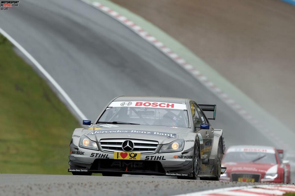 Nachdem er bis zur Saisonmitte die Meisterschaft anführt, wird Spengler 2011 als Dritter immerhin bester Mercedes-Pilot.  Und verabschiedet sich in Richtung München: Der Kanadier soll beim BMW-Comeback in der DTM die Marschrichtung vorgeben. Der Plan geht auf!