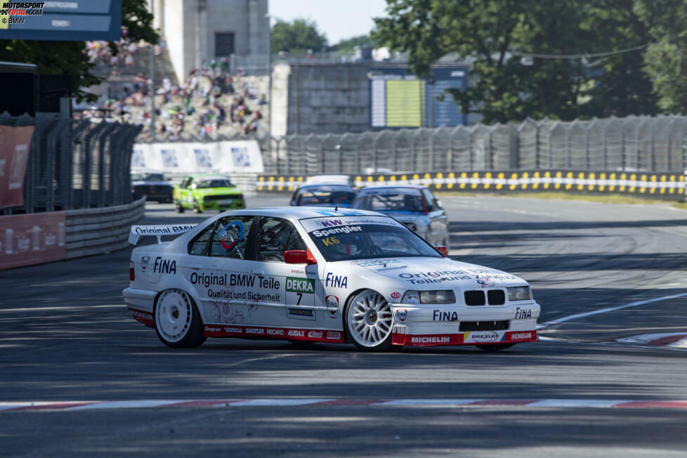 2022 wird für Spengler ein hartes Jahr: Bei BMW hat er keine ernsthaften Renneinsätze, doch er macht das beste draus und startet im Classic-Programm bei der DTM am Norisring. Zudem fährt er in der ECTR Elektro-Tourenwagen und erleidet bei einem Crash in Vallelunga einen Wirbelbruch.