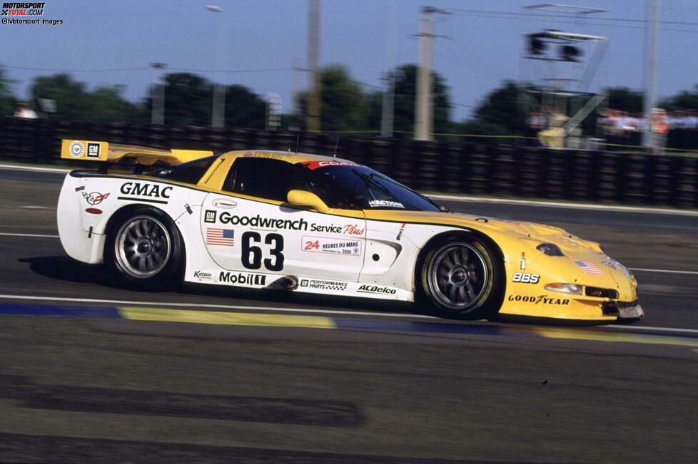 2000, Klasse LMGTS, Corvette C5-R: #63 Chris Kneifel/Ron Fellows/Justin Bell P4; #64 Franck Freon/Andy Pilgrim/Kelly Collins P3