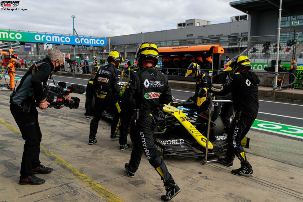 Esteban Ocon (3): Inzwischen hat man sich daran gewöhnt, dass er langsamer als Ricciardo ist. Im Qualifying war er immerhin dieses Mal ganz nah dran. Im Rennen eine befriedigende Leistung, mehr aber auch nicht. Ohne Ausfall hätte er wohl gepunktet, wäre aber sicher auch einige Plätze hinter dem Teamkollegen gelandet.