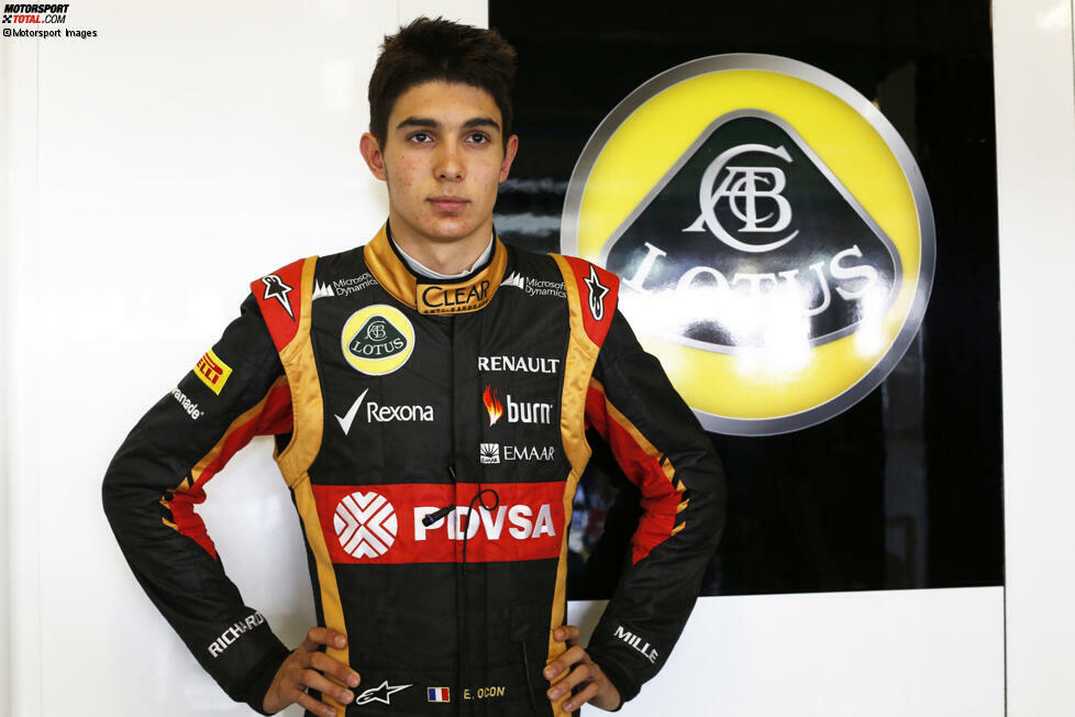 Formel-1-Team Lotus, das ehemalige Renault-Werksteam, bestellt ihn zum Testfahrer und lässt ihn beim Young-Driver-Test in Abu Dhabi im November 2014 erstmals Formel-1-Luft schnuppern.