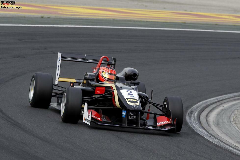 2012 steigt Ocon vom Kart ins Formelauto um, durchläuft die klassischen Nachwuchsserien der Formel Renault 2.0 und belegt 2013 den dritten Gesamtplatz. Deshalb winkt ihm 2014 der Aufstieg in die Formel 3, wo ...