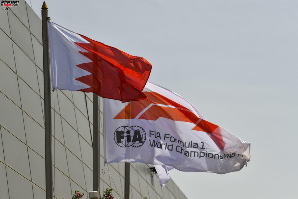 Absagen gibt es aber auch schon vor Corona: Das bekannteste Beispiel aus der jüngeren Vergangenheit ist Bahrain. 2011 muss der Saisonauftakt aus politischen Gründen ausfallen - einmalig in der Formel 1. Der Arabische Frühling sorgt für Unruhen im Land und im Februar auch für vier Todesfälle bei Protesten.
