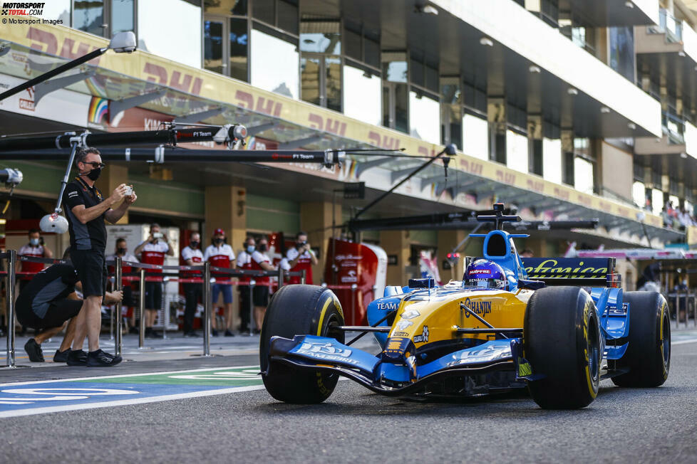 Fernando Alonso im Renault R25