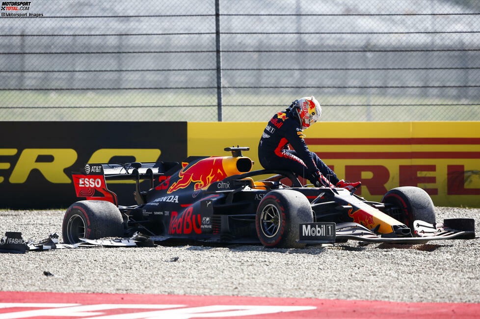 ... Max Verstappen, der in der Startrunde in eine Kollision verwickelt wurde und sofort ausfiel, und ...