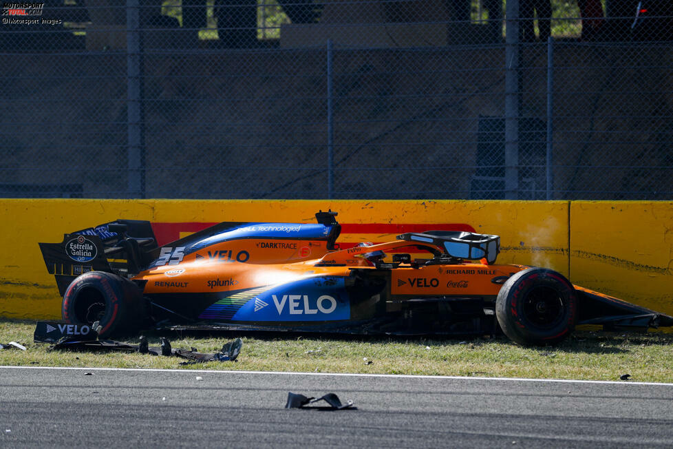 McLaren-Fahrer Carlos Sainz ist genauso in den Zwischenfall verstrickt wie ...