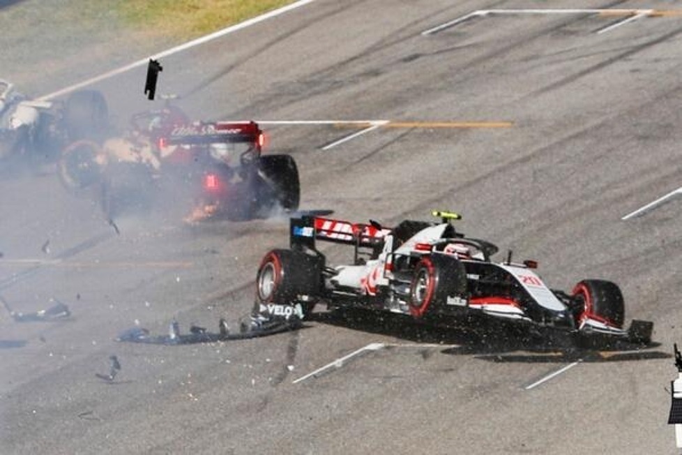 Der wilde Re-Start-Crash der Formel 1 beim Toskana-Grand-Prix 2020 in Mugello und dessen unmittelbare Folgen in Bildern