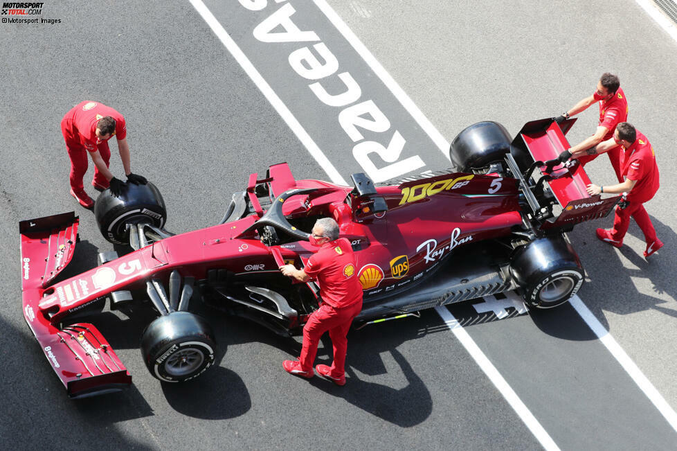 Es ist das Weinrot der 1950er-Jahre: Für sein 1.000. Rennen im Rahmen der Formel-1-Weltmeisterschaft legt Ferrari in Mugello ein spezielles Retro-Design auf!