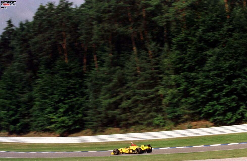 Waldgeraden in Hockenheim - Hat dir der Hockenheimring vor dem Umbau auch besser gefallen? Der Wiedererkennungswert war auf jeden Fall deutlich größer!