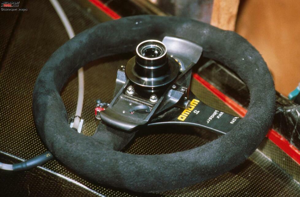 Mit dem Ferrari 640 von 1989 hält die nächste Revolution Einzug: Schaltwippen am Lenkrad. Sie werden in den folgenden Jahren zum Formel-1-Standard, der Ganghebel hat bald ausgedient.