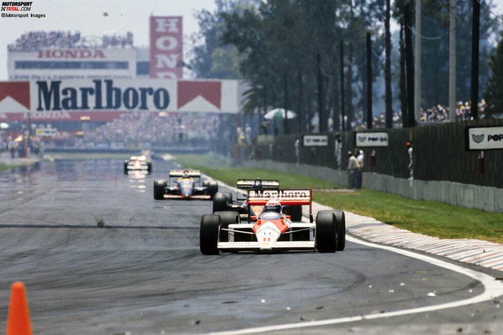 Für Mexiko bringt McLaren-Partner Honda eine neue Motorenausbaustufe an den Start, die auf große Höhe und weniger Sauerstoff ausgelegt ist. Zwar braucht der Motor so mehr Sprit, doch am Ende steht der nächste McLaren-Doppelsieg mit Prost vor Senna. Ferrari-Fahrer Gerhard Berger auf P3 hat gut eine Minute Rückstand.
