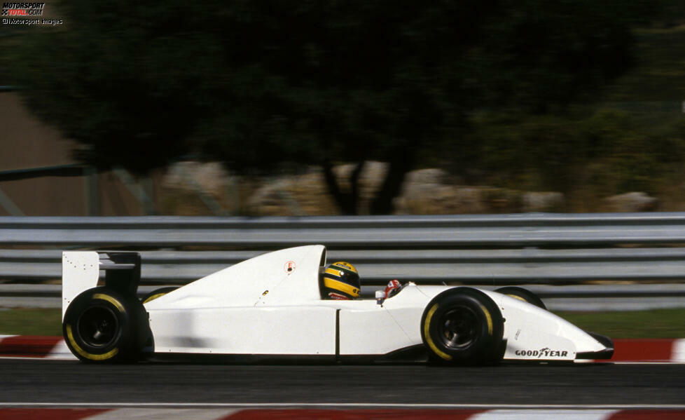 ... Senna sofort begeistert. Der dreimalige Weltmeister outet sich schon nach wenigen Metern als Fan des italienischen Antriebs und versucht McLaren-Boss Ron Dennis zu einer Vertragsunterzeichnung zu drängen.