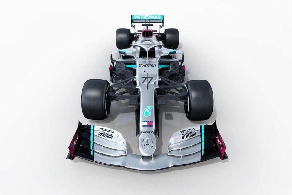 WM-Titelverteidiger Mercedes hat den W11 für Weltmeister Lewis Hamilton und Valtteri Bottas präsentiert. Hier sind die ersten Fotos vom neuen Silberpfeil!