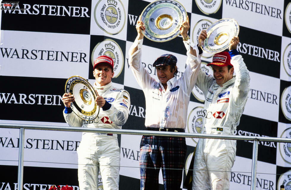 Es ist das einzige Mal, dass Ex-Champion Jackie Stewart den Sieg seines eigenen Rennstalls feiern kann. Er verkauft den Rennstall wenig später an Jaguar.