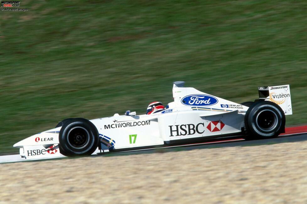 1999: Dieses Rennen will niemanden gewinnen lassen, so scheint es. Gleich reihenweise geraten die Führenden in technische Probleme oder fallen aus, so zum Beispiel Ralf Schumacher oder Heinz-Harald Frentzen. Johnny Herbert im Stewart-Ford SF3 aber fährt durch und gewinnt!