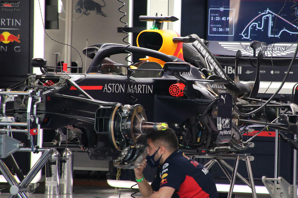 Red Bull RB16: Motorinstallation