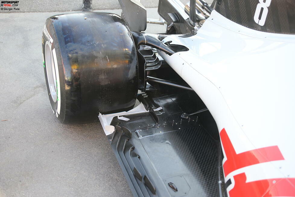 Haas VF-20: Unterboden und Hinterradaufhängung