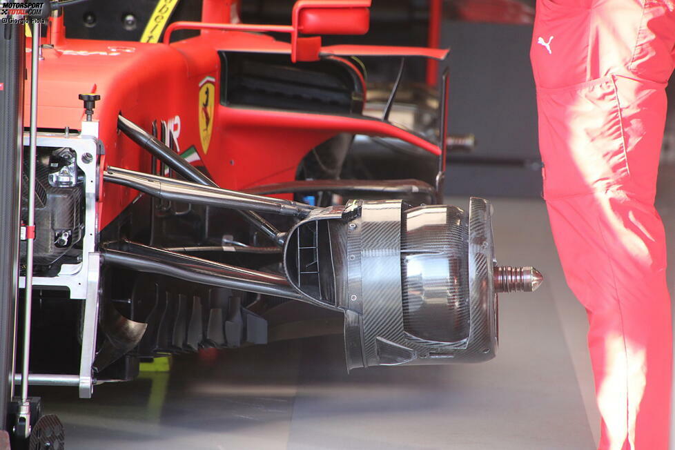 Ferrari SF1000: Vorderradaufhängung