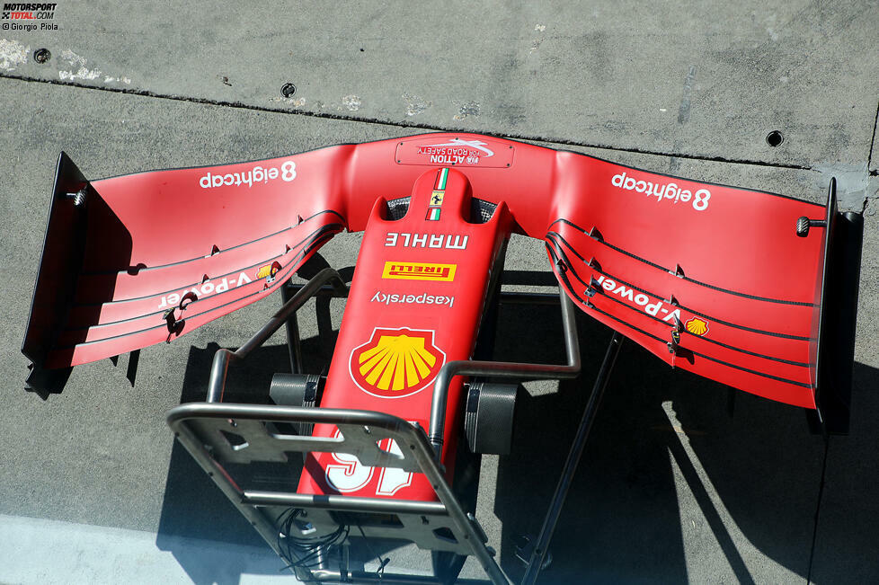 Ferrari SF1000: Frontflügel