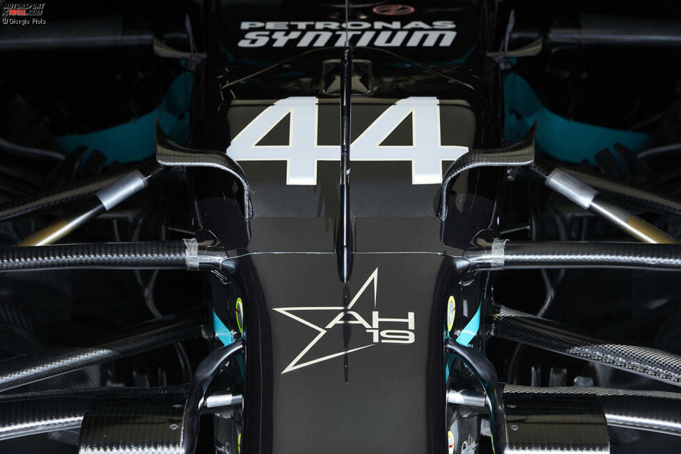 Mercedes W11: Winglets