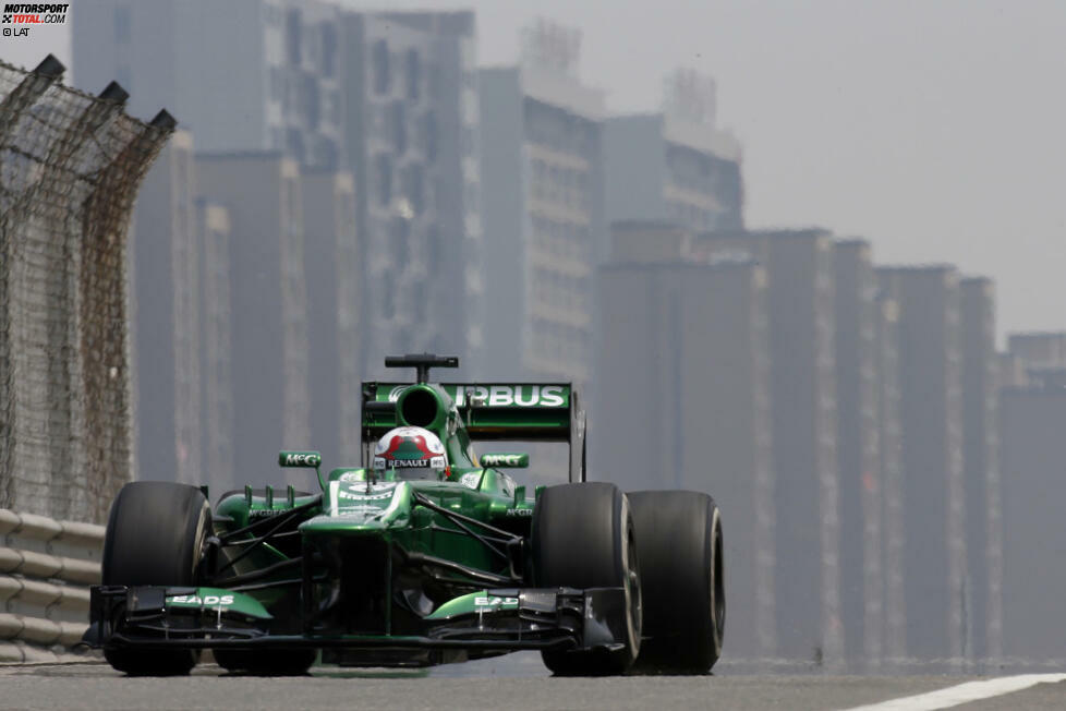 2013 gehört Ma zum Aufgebot von Caterham, doch es bleibt bei einem Einsatz in seiner Heimat China. Erfolgreicher verläuft danach sein Ausflug in die WTCC, in der er zwei Rennsiege holt und sogar einmal Gesamtvierter wird. Aktuell ist er in der Formel E unterwegs, dort konnte er jedoch noch nie einen Punkt holen.