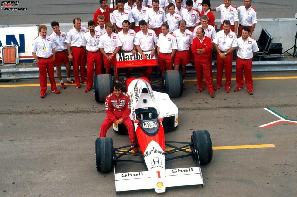 1989: Eigentlich soll erneut Ayrton Senna Formel-1-Weltmeister werden. So will es Honda, heißt es. Deshalb habe Senna gegenüber McLaren-Teamkollege Alain Prost auch immer einen Motorenvorteil. Am Ende aber gewinnt Prost die Fahrerwertung 1989 ...