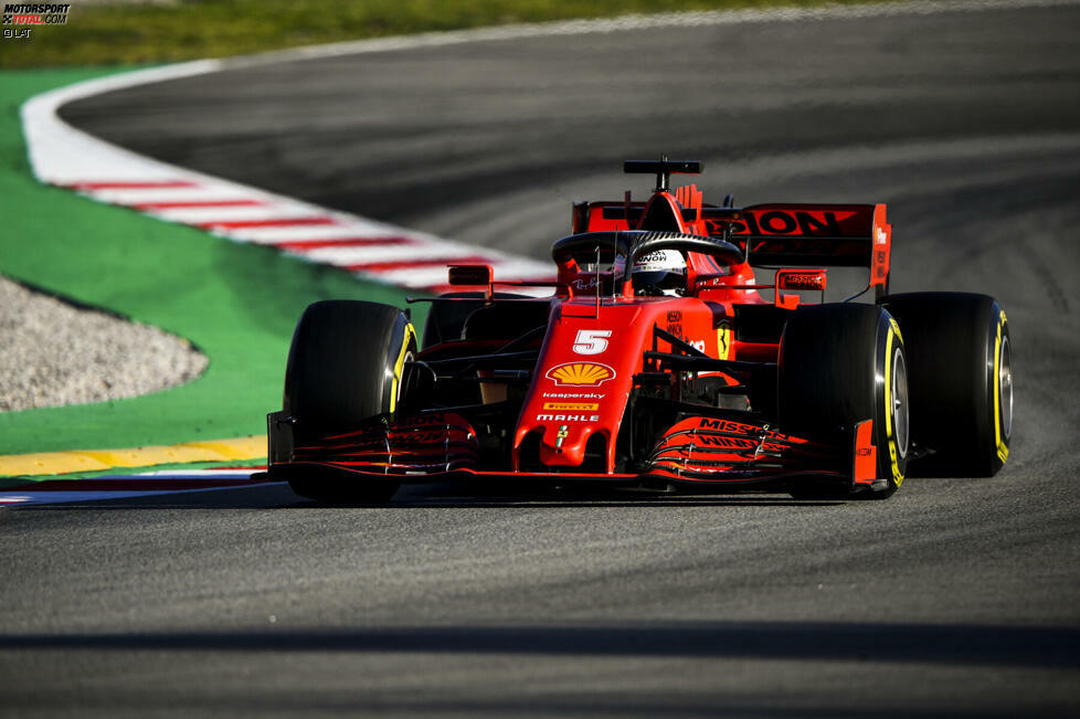 Am zweiten Tag der Formel-1-Testfahrten in Barcelona griff der viermalige Weltmeister Sebastian Vettel erstmals ins Geschehen ein. Hier sind die schönsten Bilder von Vettel im neuen Ferrari SF1000!