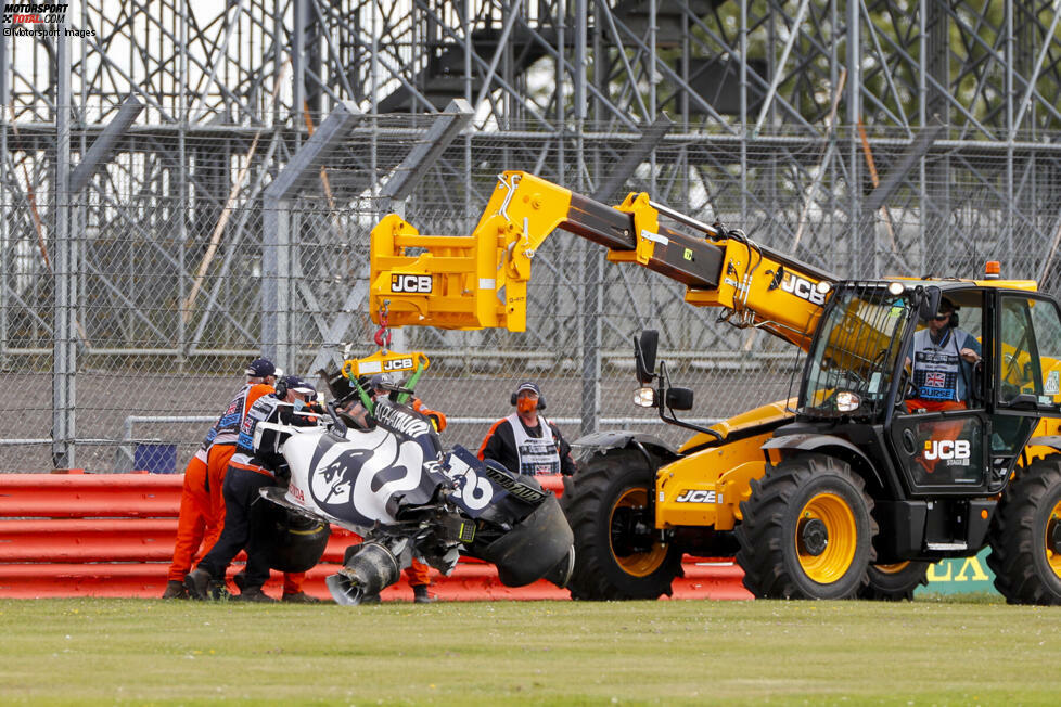 Daniil Kwjat (4): Der Abflug mag nicht ganz seine Schuld gewesen sein, dennoch war er zu dem Zeitpunk so abgelenkt, dass er es für seinen Fehler hielt. Auch das Qualifying war nicht überzeugend genug für eine bessere Note.