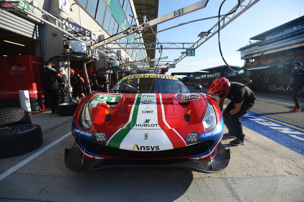 P3 LMGTE Pro: AF-Corse-Ferrari #51 (Pier Guidi/Calado/Serra) - 3:51.244 Minuten