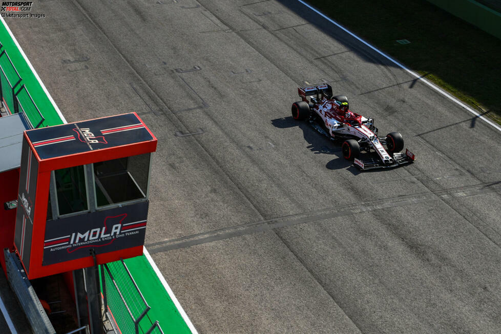 Antonio Giovinazzi (3): Nach dem mit Abstand letzten Platz im Qualifying schwante uns Böses. Im Rennen dann aber toll erholt und als Zehnter sogar noch gepunktet. An der Grenze zur 2, aber dafür war das Qualifying dann doch einfach zu schwach. Außerdem in Quali und Rennen hinter dem Teamkollegen.