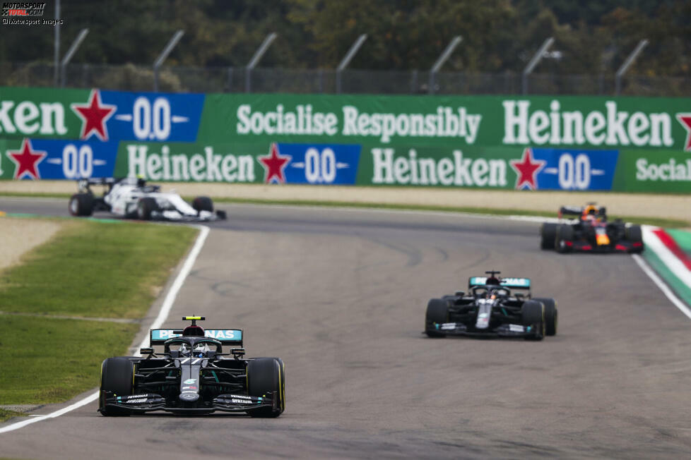 Valtteri Bottas (2): Im Qualifying vor Hamilton und am Sonntag den Start gewonnen - und damit unter normalen Umständen auch das Rennen. Das Ferrari-Trümmerteil ruinierte das allerdings. Dafür konnte er nichts, Abzüge gibt es aber unter anderem für den Fehler, der zwischenzeitlich eine Postion gegen Verstappen kostete.