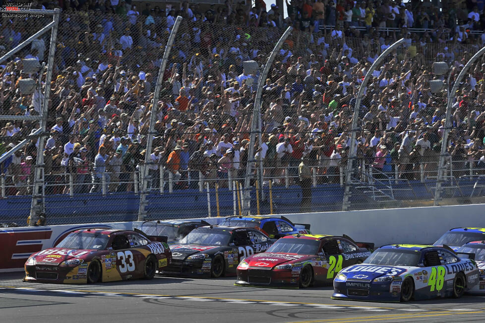 #54: Talladega I 2011 - 0,002 Sekunden vor Clint Bowyer