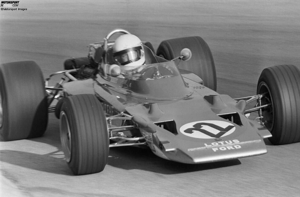 Im Qualifying am 5. September 1970 bricht Rindt beim Anbremsen auf die Parabolica vermutlich die vordere rechte Bremswelle, der Lotus schleudert in die Streckenbegrenzung. Rindt überlebt den Unfall nicht.