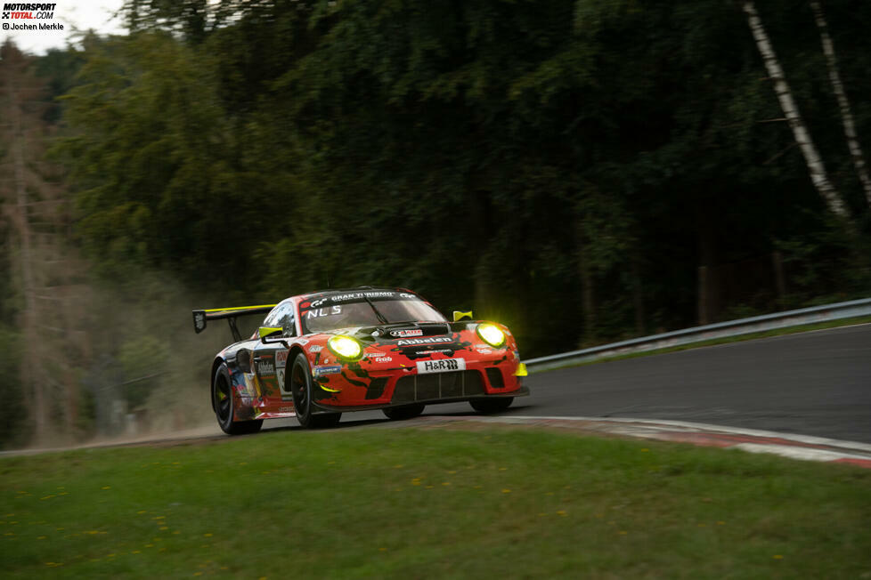 Frikadelli-Porsche #31 (Kern/Jaminet/Martin/Arnold): Die Paarung ist wegen der COVID-19-Situation neu zusammengestellt. Alle Fahrer sollten Profis genug sein, sich während der Trainings aufeinander einzustellen. Das Fahrzeug hat schon 2019 bis zum technisch bedingten Ausfall um vorderen Feld mitgekämpft. 4 Sterne.