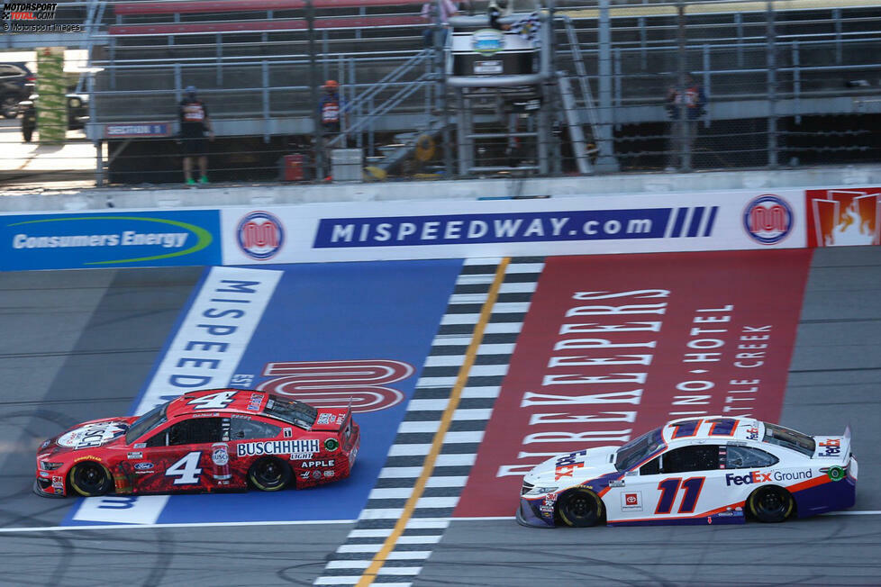 #7: 0,093 Sekunden zwischen Kevin Harvick und Denny Hamlin - Consumers Energy 400 der NASCAR Cup Series am 9. August auf dem Michigan International Speedway in Brooklyn