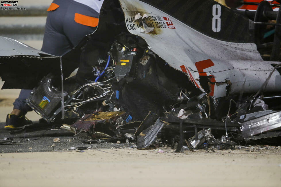 Romain Grosjean (5): Wir haben in der Redaktion diskutiert, ob man dem Franzosen nach seinem Unfall überhaupt eine Note geben sollte. Die Mehrheit war am Ende dafür. Und weil in unsere Bewertung lediglich die sportliche Leistung einfließt, kommen wir nach P19 im Quali und dem selbstverschuldeten Unfall im Rennen nicht an einer 5 vorbei.
