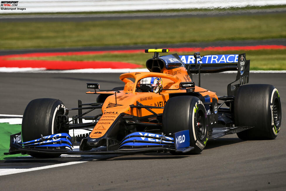 Lando Norris (2): P9 im Rennen unspektakulär, doch mehr war im McLaren an diesem Wochenende wohl nicht drin. Das Team hatte deutlich größere Probleme als vor einer Woche, und Norris war selbst überrascht, dass er überhaupt punktete. Sainz im Qualifying und im Rennen im Griff gehabt, das ist uns die 2 wert.